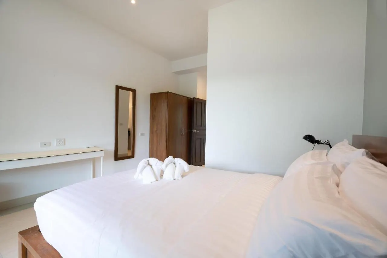 1Br Poolside Apartment, Long Beach, Lanta Sport Resort 104 Koh Lanta Apartment
