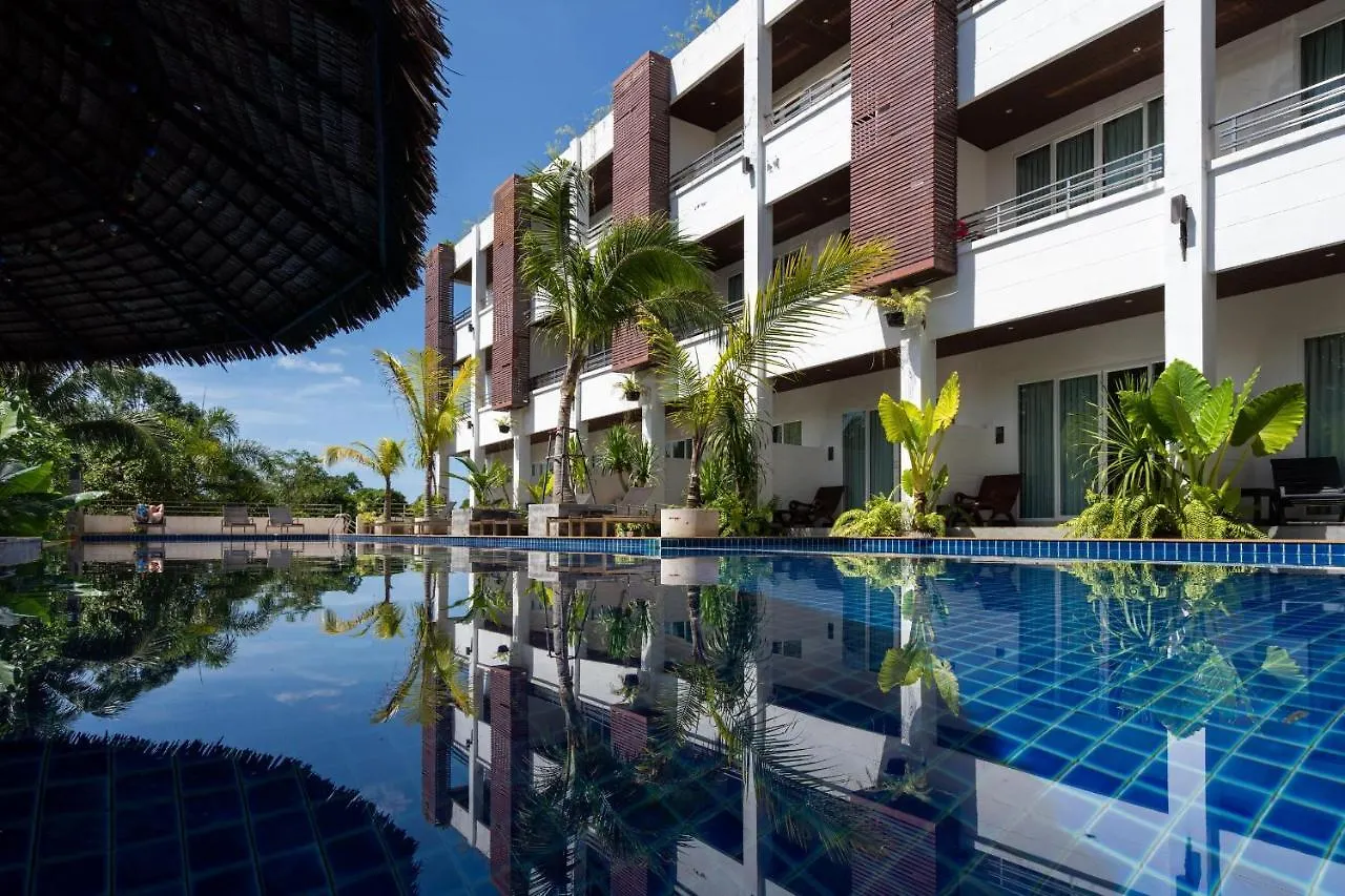 Apartment 1Br Poolside Apartment, Long Beach, Lanta Sport Resort 104 Koh Lanta